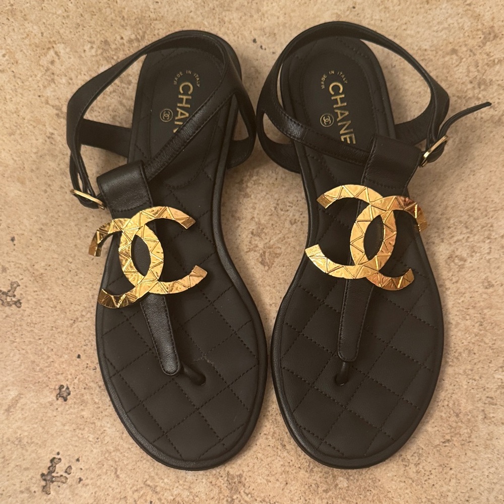 CHANEL Black Sandals with Gold Accents